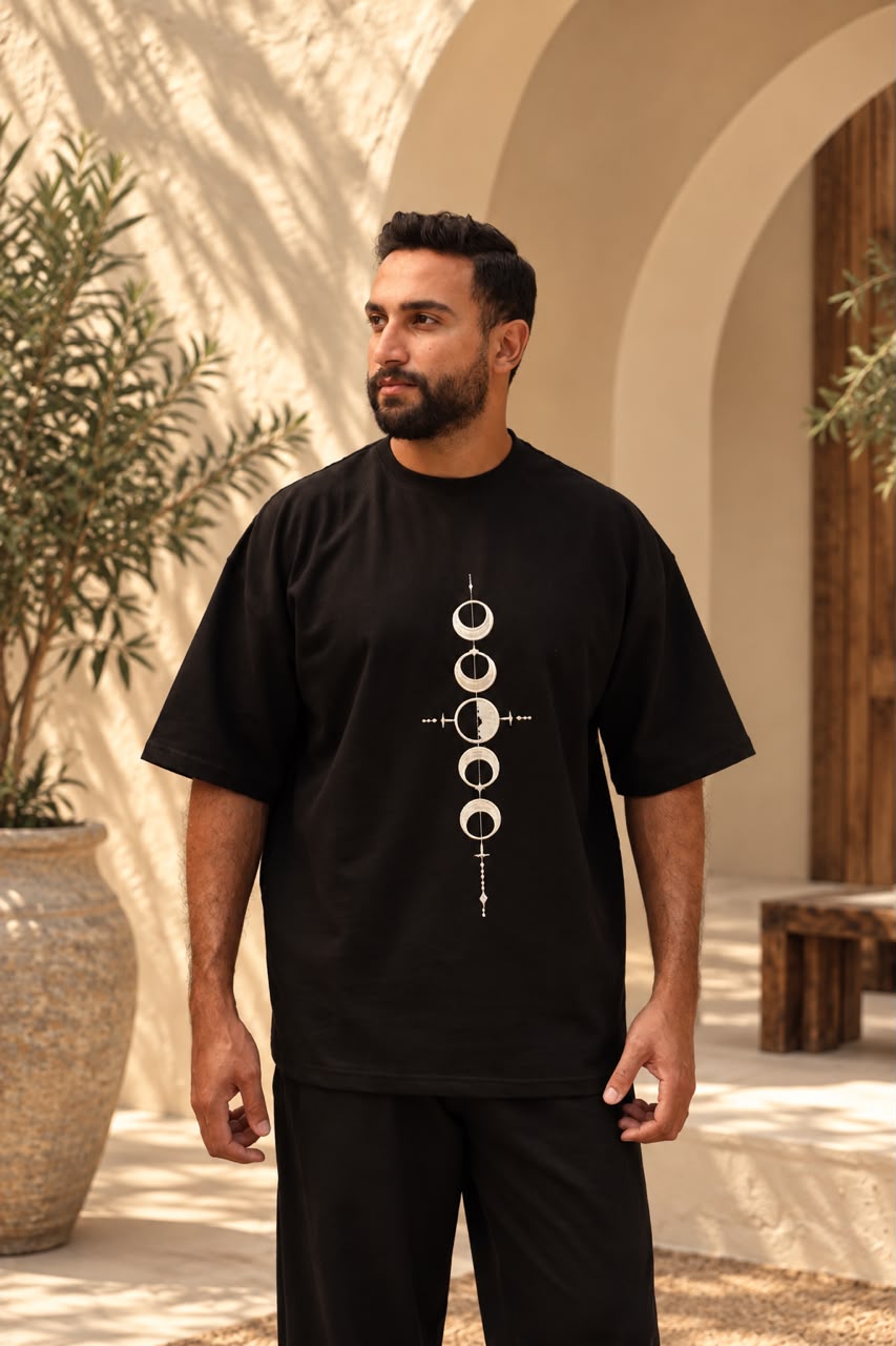 Orbit Eclipse Graphic Oversized T-Shirt - Image 4